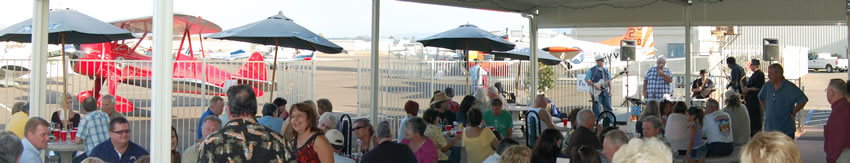 Gillespie Field Cafe Watch Aircraft
Take-off and Land from our Covered Patio